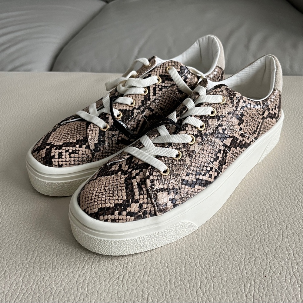 NWT - Zara Women’s Snake Skin Like Casual Sneakers - EU 38/US 7.5
